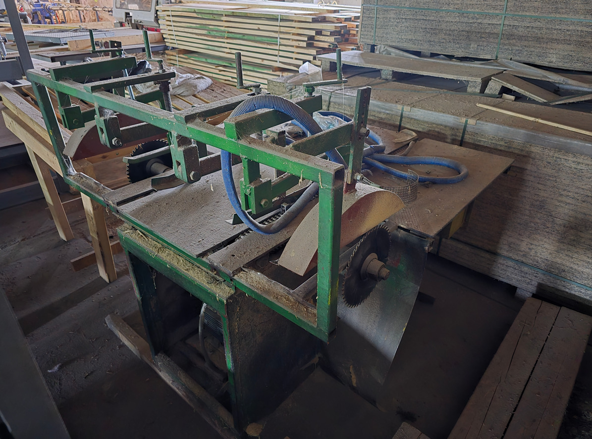 Piła formatowa, dwu-piła - Woodworking machinery: picture 1 Piła formatowa, dwu-piła - Woodworking machinery: picture 1