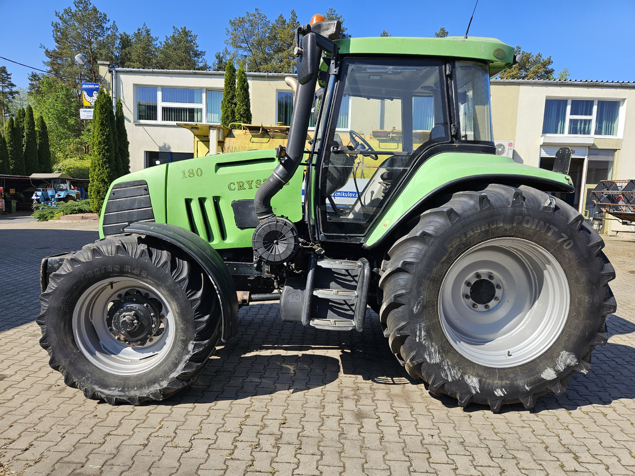 Ursus Crystal 180 - Farm tractor: picture 1 Ursus Crystal 180 - Farm tractor: picture 1
