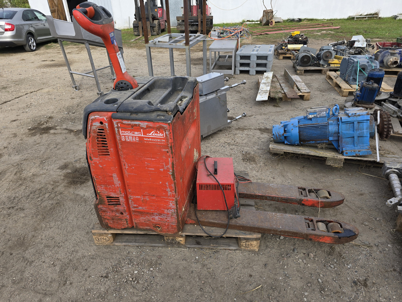 Linde - Pallet truck: picture 5 Linde - Pallet truck: picture 5