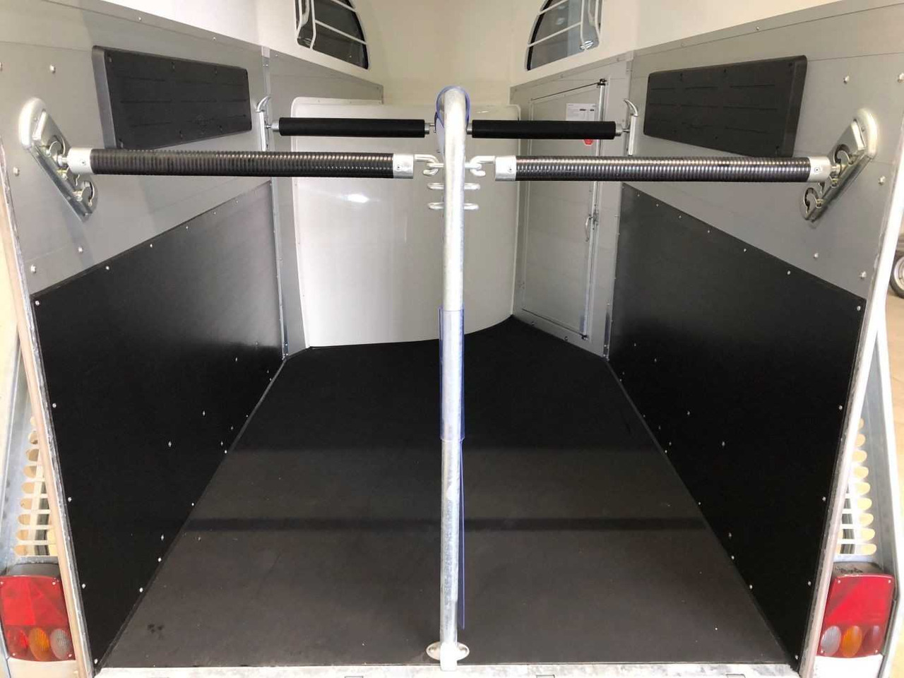 BOECKMANN Champion R Pferdeanhänger - Horse trailer: picture 2 BOECKMANN Champion R Pferdeanhänger - Horse trailer: picture 2