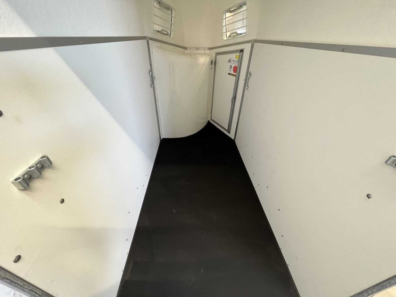 New Horse trailer BOECKMANN Uno Esprit silv+bl SK ALB Pferdeanhänger: picture 11