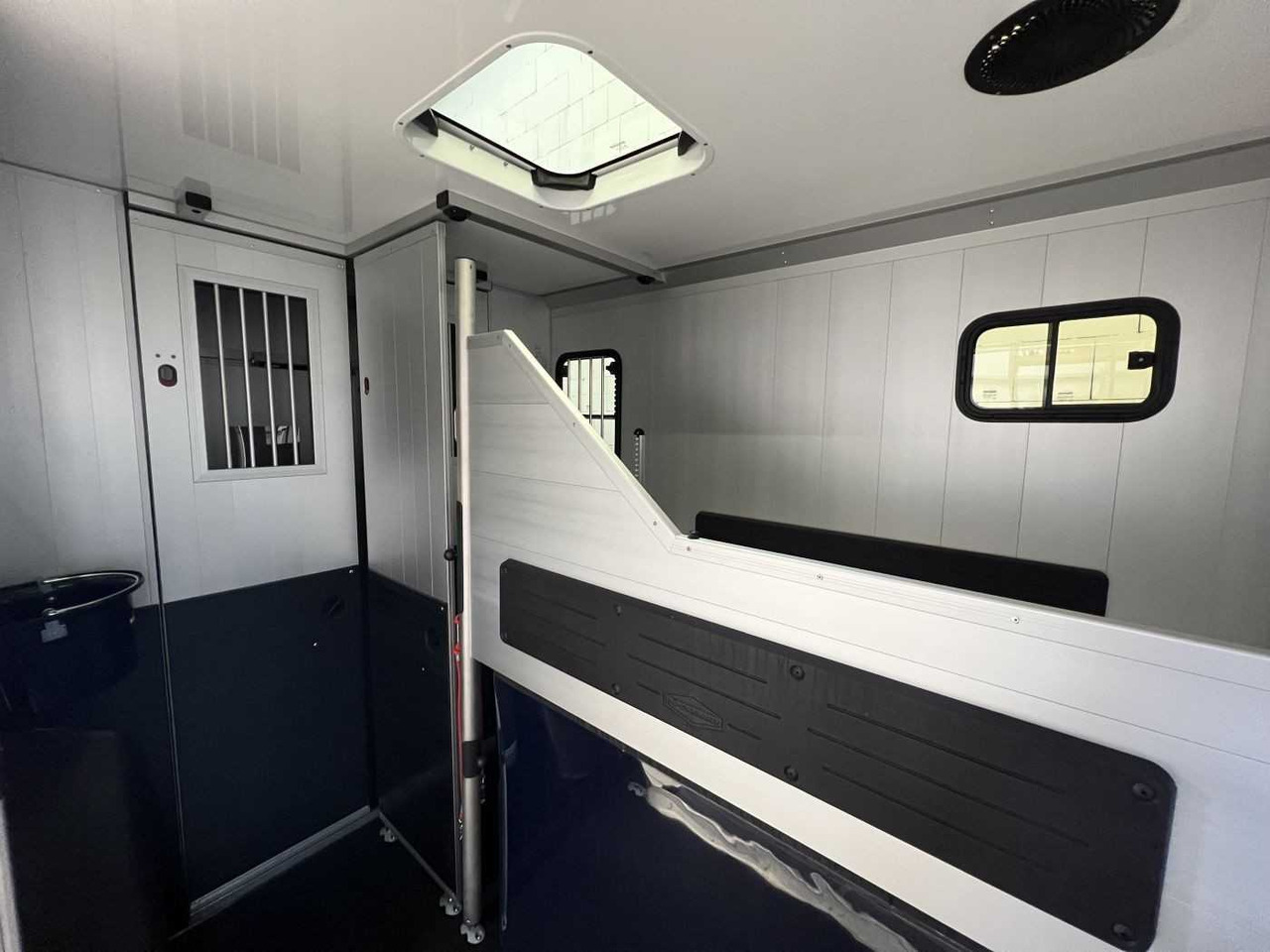 Fiat Böckmann Compact Stall LKW - Horse truck: picture 4 Fiat Böckmann Compact Stall LKW - Horse truck: picture 4