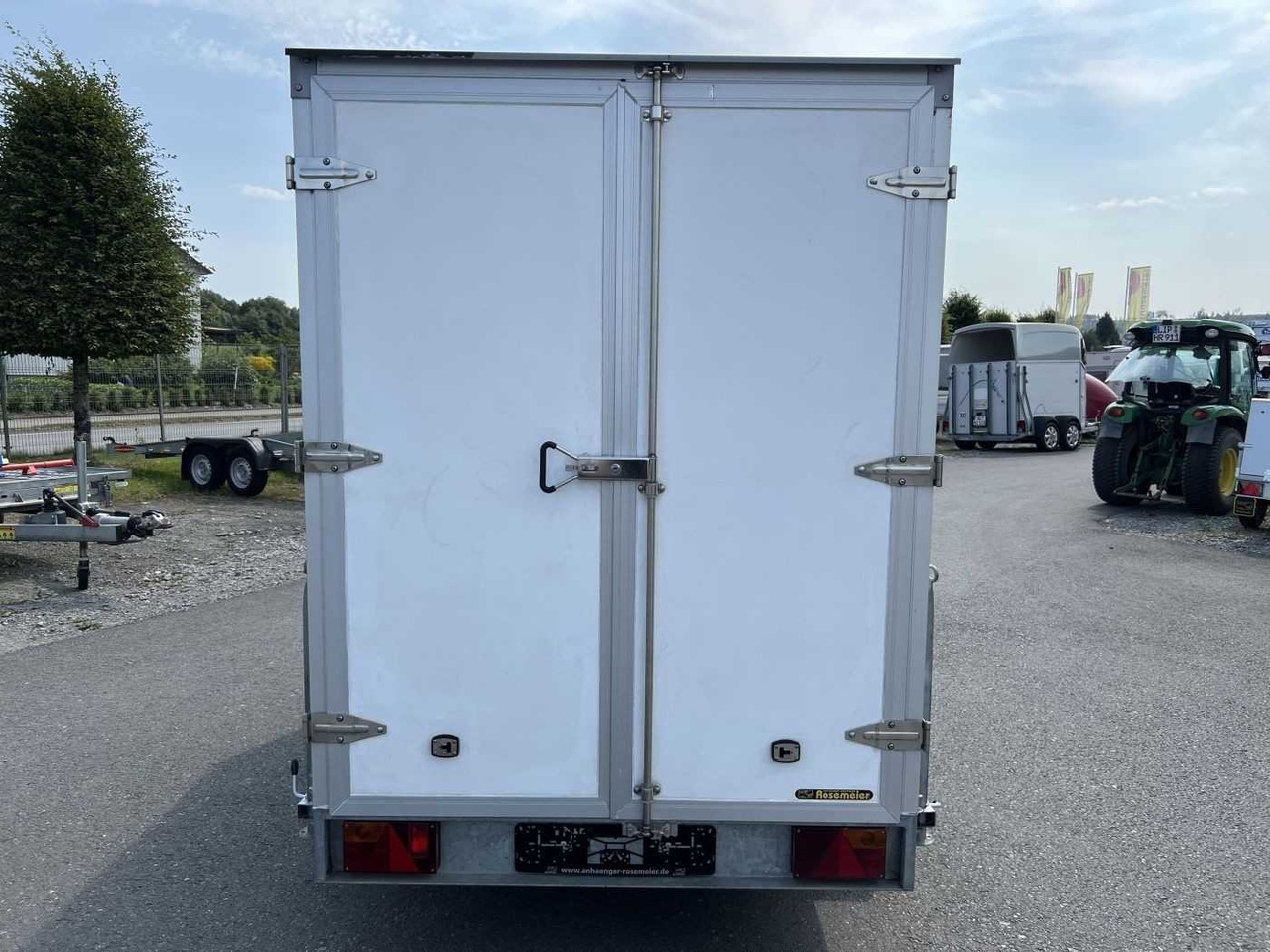HAPERT K 2000 Koffer - Closed box trailer: picture 4 HAPERT K 2000 Koffer - Closed box trailer: picture 4