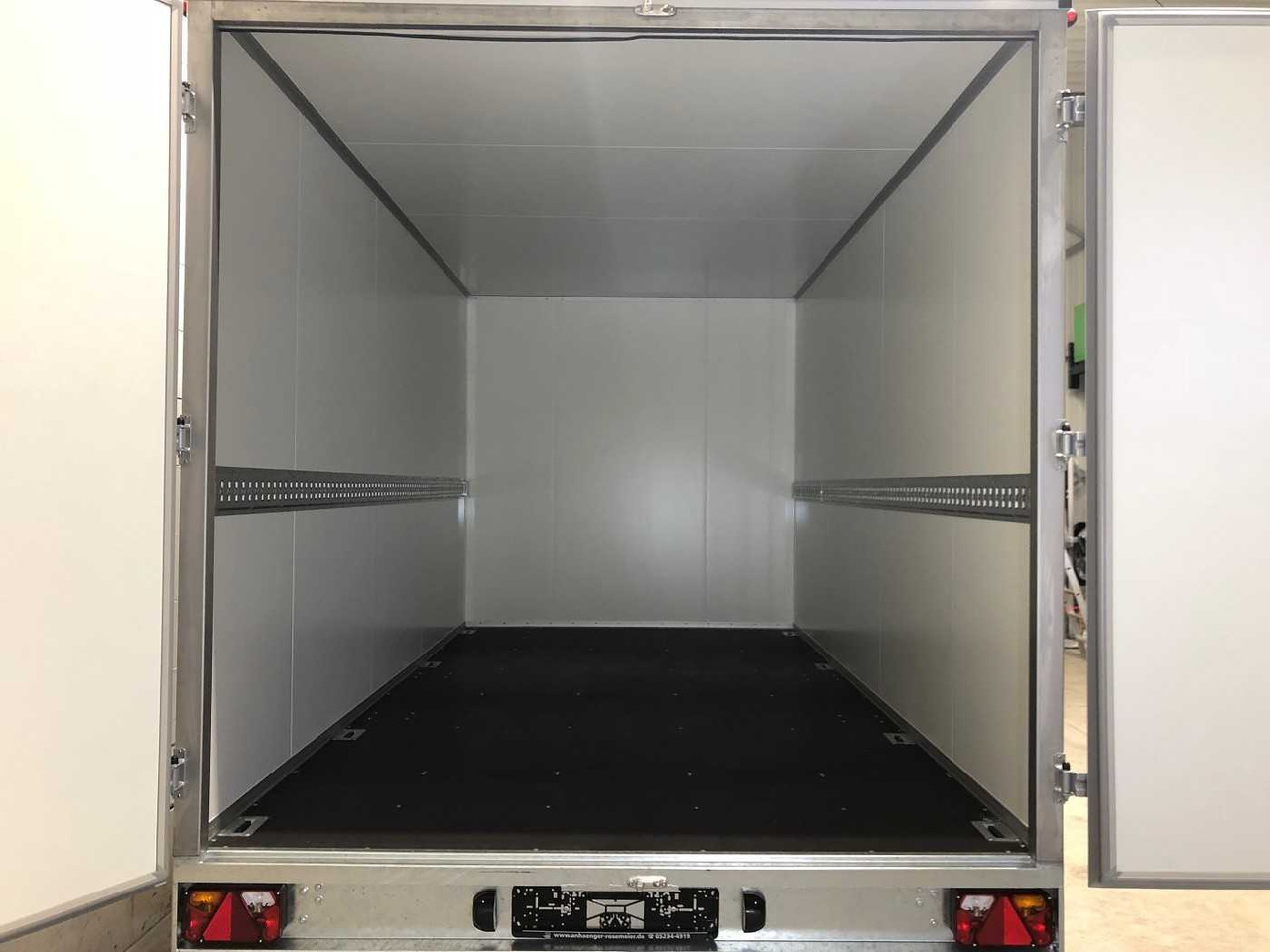 New Closed box trailer VEZEKO HK E 27.4 Kofferanhänger: picture 7