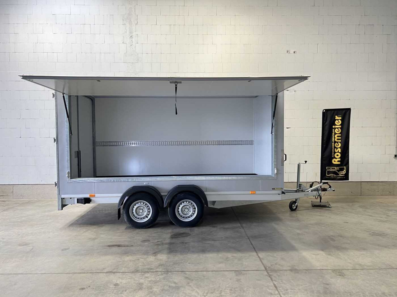 VEZEKO TK D 27.40 Flügeltüren+Seitenk Kofferanhänger Promotionanhänger - Closed box trailer: picture 3 VEZEKO TK D 27.40 Flügeltüren+Seitenk Kofferanhänger Promotionanhänger - Closed box trailer: picture 3