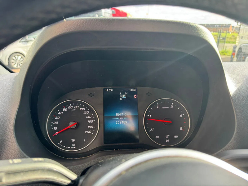 Mercedes-Benz Sprinter Sprinter 515CDI bakwagen met klep / automaat / MBUX /Navi / Airco / Camera / Top - Box van: picture 4 Mercedes-Benz Sprinter Sprinter 515CDI bakwagen met klep / automaat / MBUX /Navi / Airco / Camera / Top - Box van: picture 4