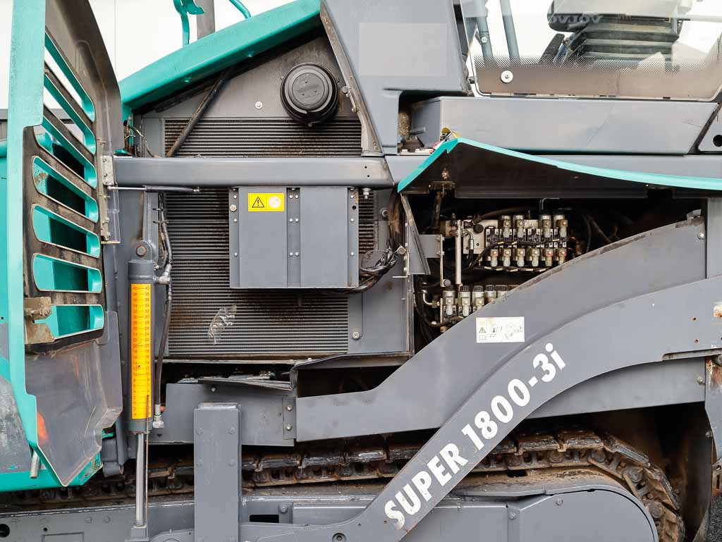 Asphalt paver VÖGELE SUPER 1800-3i: picture 9