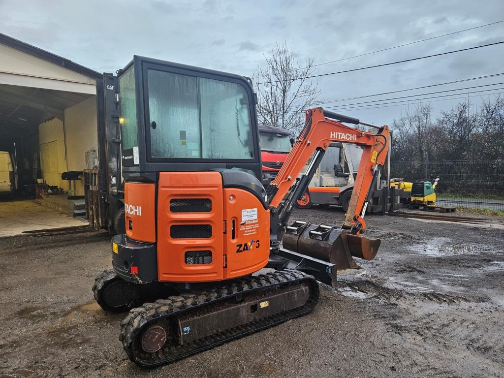 HITACHI ZX 26 - Mini excavator: picture 5 HITACHI ZX 26 - Mini excavator: picture 5