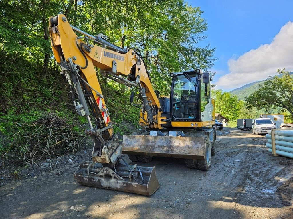 LIEBHERR A 910 - Wheel excavator: picture 2 LIEBHERR A 910 - Wheel excavator: picture 2