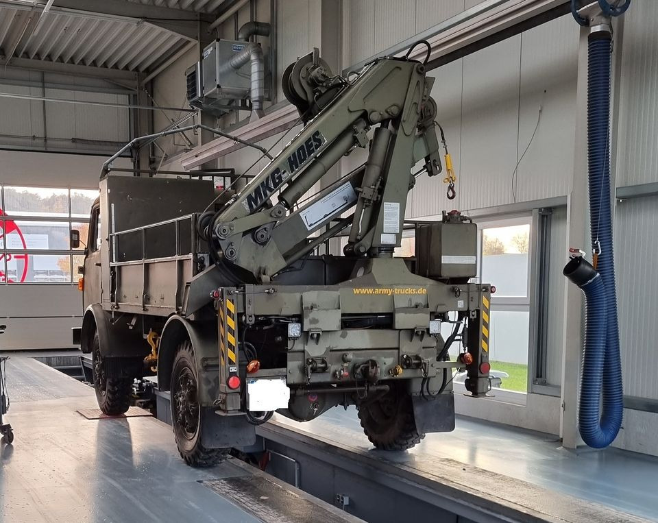 Steyr A 680 G Geländewagen - Dropside/ Flatbed truck, Crane truck: picture 2 Steyr A 680 G Geländewagen - Dropside/ Flatbed truck, Crane truck: picture 2