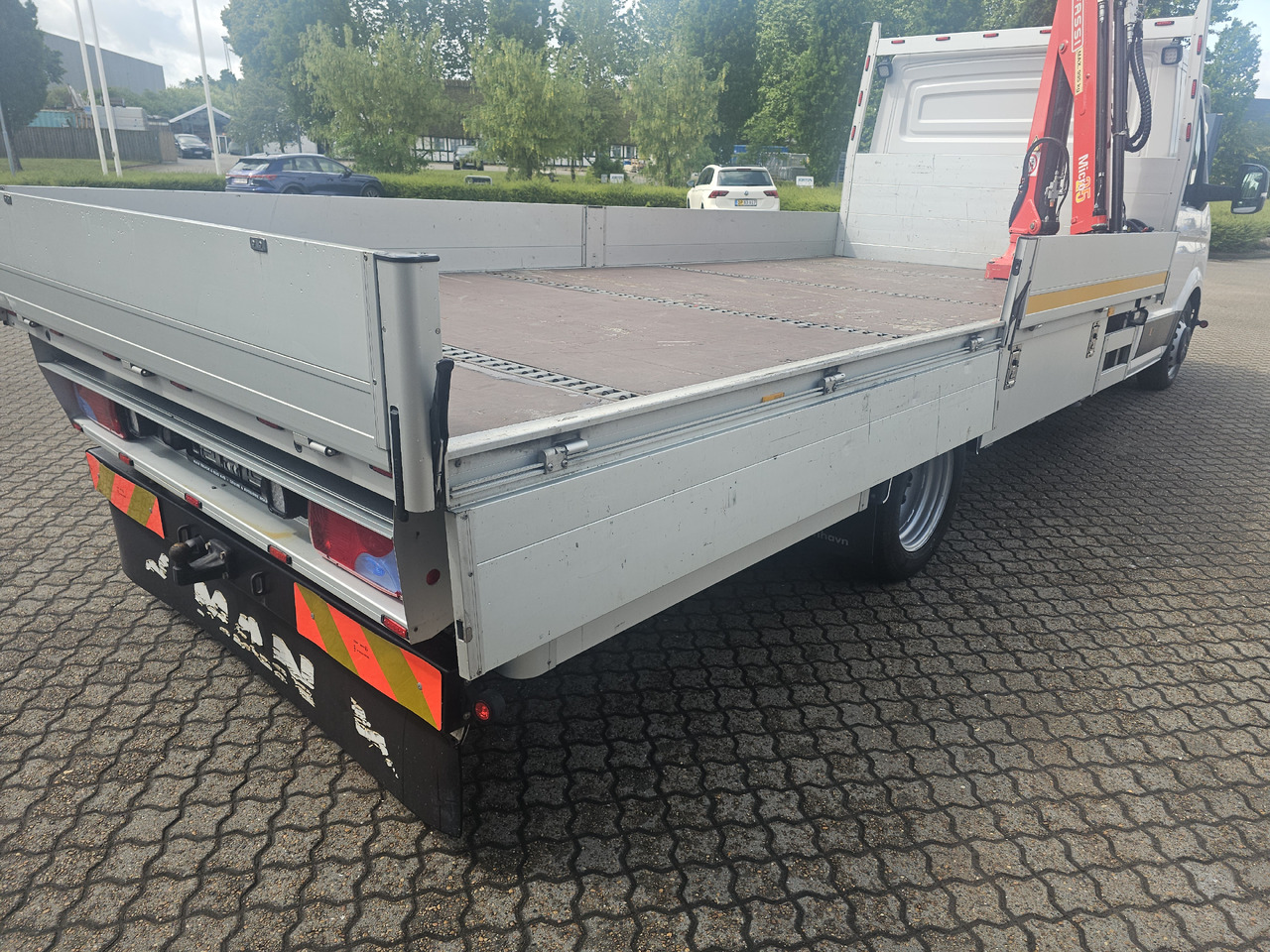 MAN TGE 6.160 A8 - Flatbed van: picture 2 MAN TGE 6.160 A8 - Flatbed van: picture 2