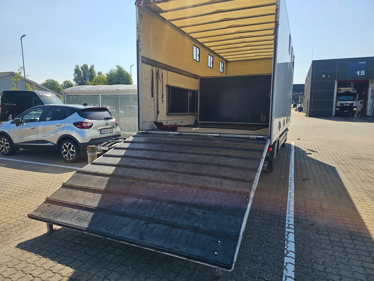 Mercedes Atego 817 - Livestock truck: picture 5 Mercedes Atego 817 - Livestock truck: picture 5