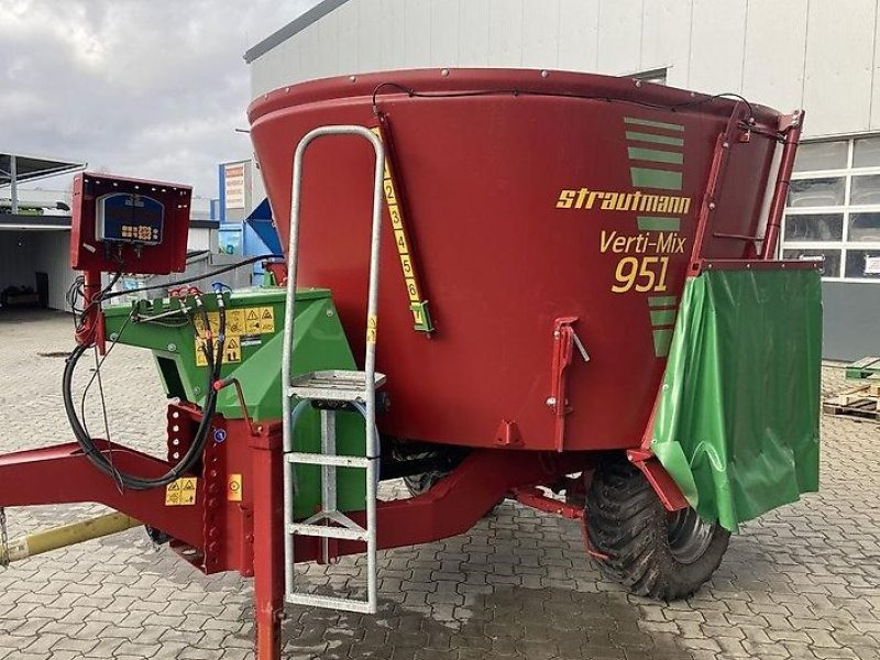 Strautmann Verti-Mix 951 - Forage mixer wagon: picture 1 Strautmann Verti-Mix 951 - Forage mixer wagon: picture 1