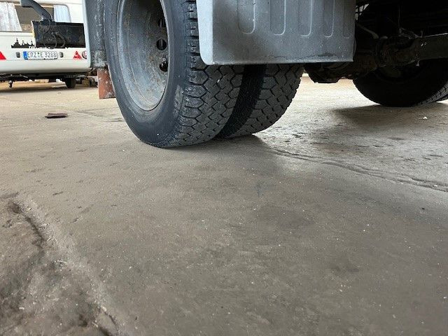 Flatbed van Iveco ML 75 E Pritsche mit Atlas Ladekran 60.1: picture 23