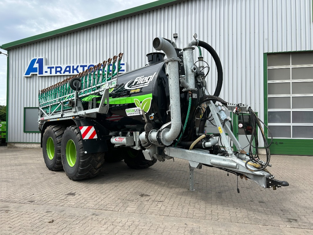 Fliegl VFW 18000 MAXX LINE PLUS - Fertilizing equipment: picture 1 Fliegl VFW 18000 MAXX LINE PLUS - Fertilizing equipment: picture 1