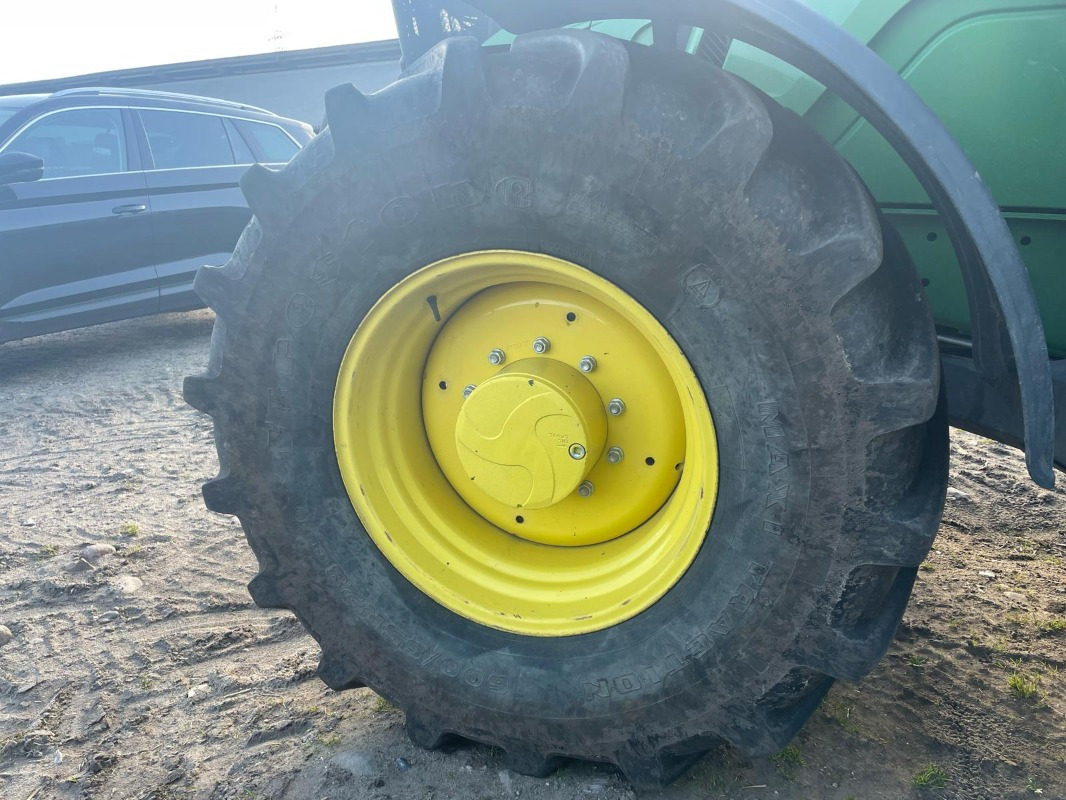 John Deere 6175M - Farm tractor: picture 5 John Deere 6175M - Farm tractor: picture 5