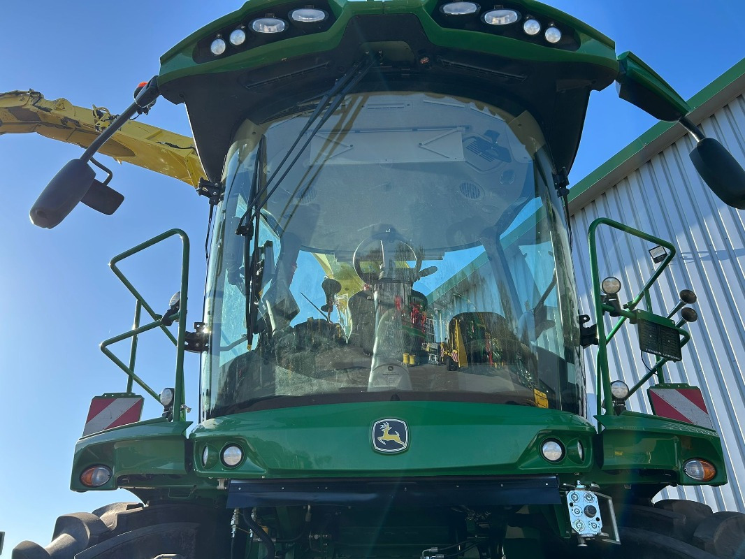 John Deere 8400i - Harvester: picture 5 John Deere 8400i - Harvester: picture 5