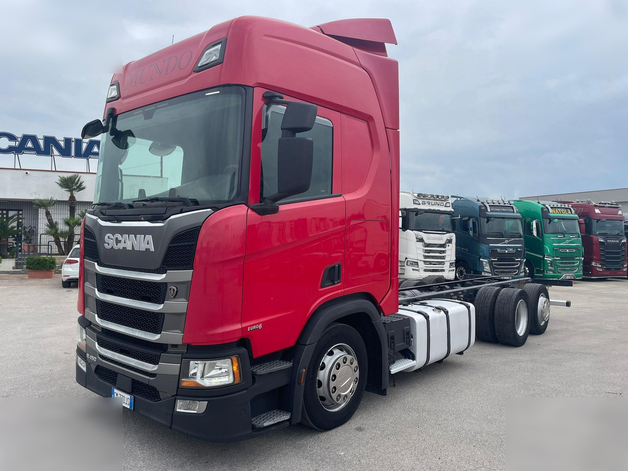 SCANIA R450 - Curtainsider truck: picture 2 SCANIA R450 - Curtainsider truck: picture 2