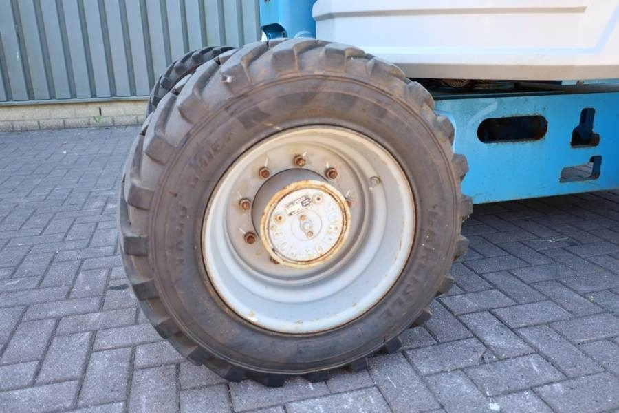 Articulated boom Genie Z34/22 Diesel, 4x4 Drive, 12.6m Working Height, 6.: picture 14 Articulated boom Genie Z34/22 Diesel, 4x4 Drive, 12.6m Working Height, 6.: picture 14