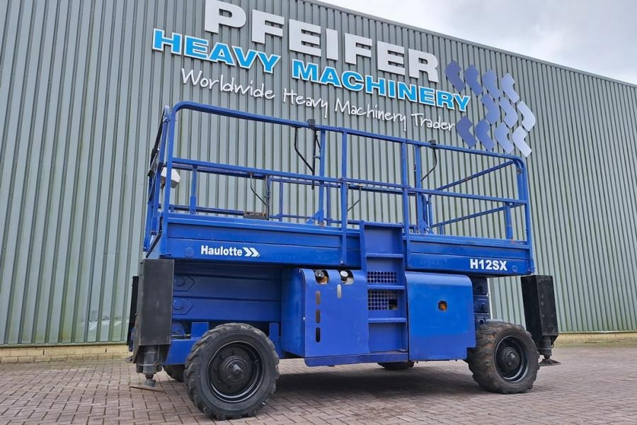 Haulotte H12SX Diesel, 4x4 Drive, 12m Working Height, 700kg - Scissor lift: picture 1 Haulotte H12SX Diesel, 4x4 Drive, 12m Working Height, 700kg - Scissor lift: picture 1