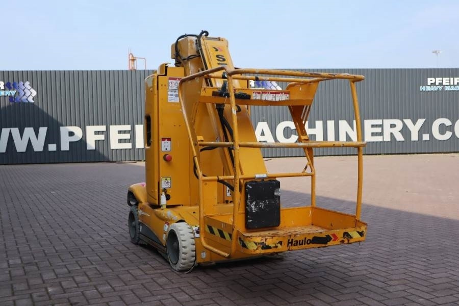 Haulotte STAR 10 Electric, 10m Working Height, 3m Reach, 20 - Articulated boom: picture 3 Haulotte STAR 10 Electric, 10m Working Height, 3m Reach, 20 - Articulated boom: picture 3
