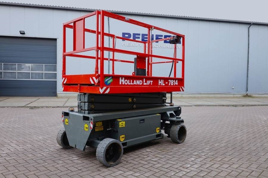 Holland Lift Ecostar HL-7814 Electric, 10m Working Height, 450k - Scissor lift: picture 2 Holland Lift Ecostar HL-7814 Electric, 10m Working Height, 450k - Scissor lift: picture 2