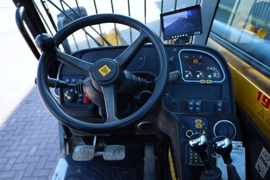 JCB 535-125 Diesel, 4x4x4 Drive, 12.5m Lifting Height, - Telescopic handler: picture 5 JCB 535-125 Diesel, 4x4x4 Drive, 12.5m Lifting Height, - Telescopic handler: picture 5