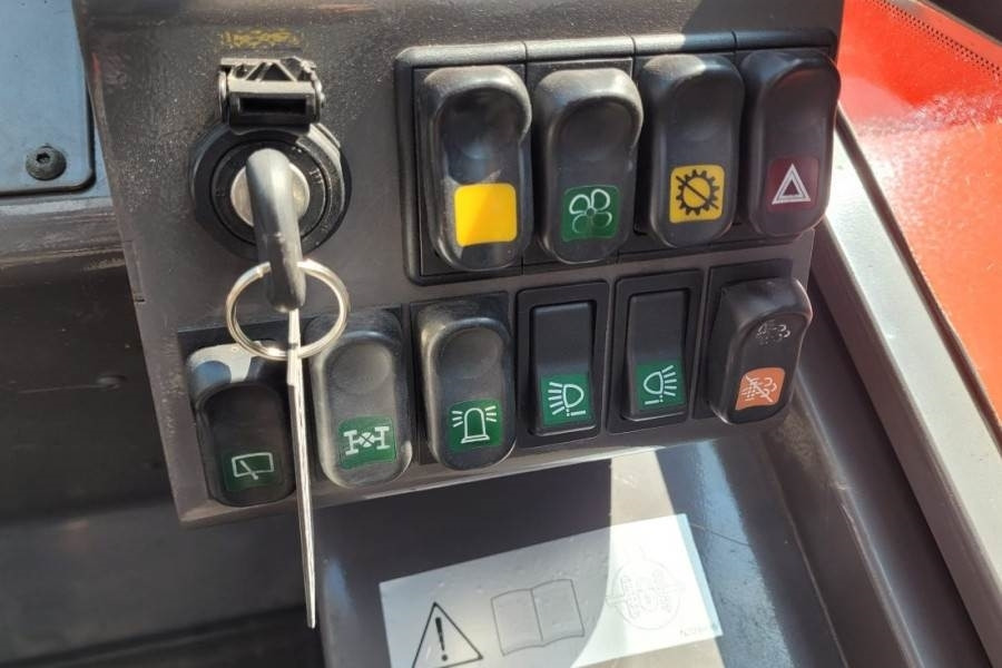 Rough terrain forklift Manitou M30-4 Valid Inspection, *Guarantee, Diesel, 4x4 Dr: picture 12 Rough terrain forklift Manitou M30-4 Valid Inspection, *Guarantee, Diesel, 4x4 Dr: picture 12