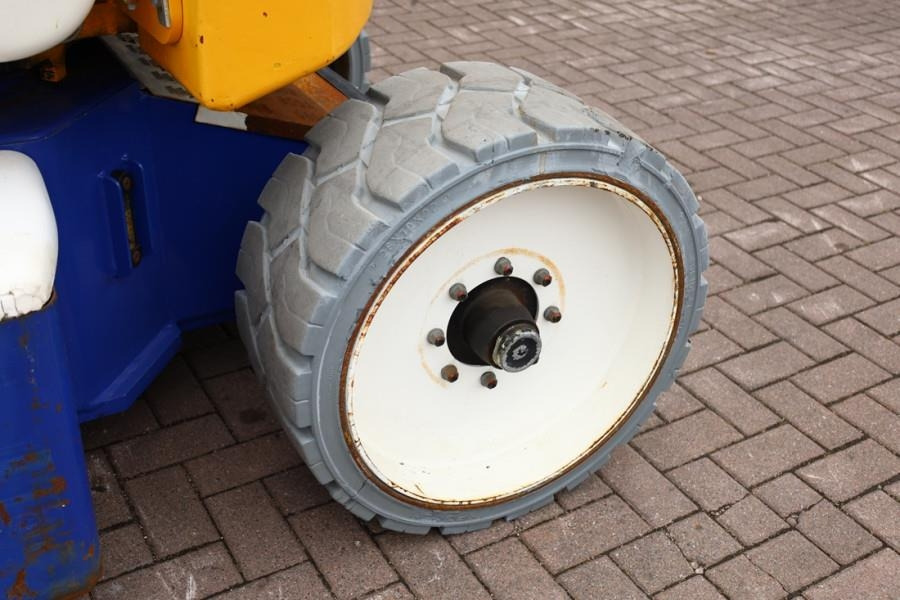 Articulated boom Niftylift HR17NE Electric, 17m Working Height, 9.7m Reach, 2: picture 12 Articulated boom Niftylift HR17NE Electric, 17m Working Height, 9.7m Reach, 2: picture 12