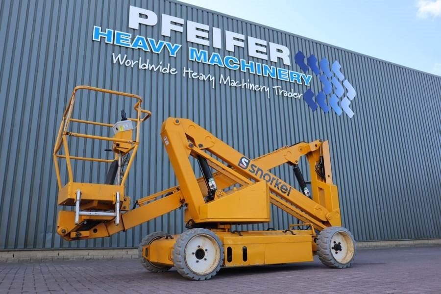 Snorkel A38E Electric, 13.5m Working Height, 6.1m Reach, 2 - Articulated boom: picture 1 Snorkel A38E Electric, 13.5m Working Height, 6.1m Reach, 2 - Articulated boom: picture 1