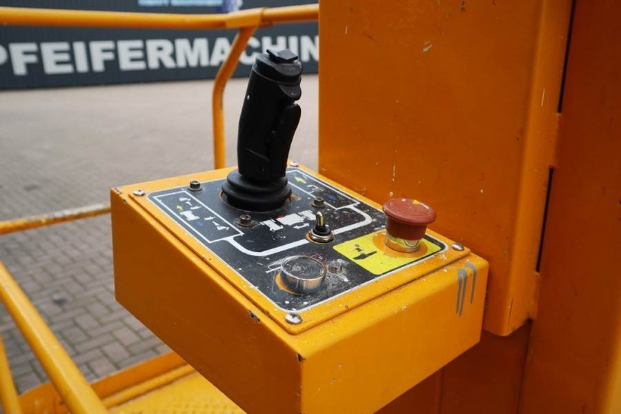 Snorkel TM12 Electric, 5.6m Working Height, 227kg Capacity - Articulated boom: picture 3 Snorkel TM12 Electric, 5.6m Working Height, 227kg Capacity - Articulated boom: picture 3