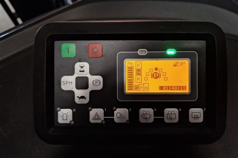 Toyota 9FBM70T Electric, 7 Tons Capacity, Lift Height 4.7 - Diesel forklift: picture 5 Toyota 9FBM70T Electric, 7 Tons Capacity, Lift Height 4.7 - Diesel forklift: picture 5