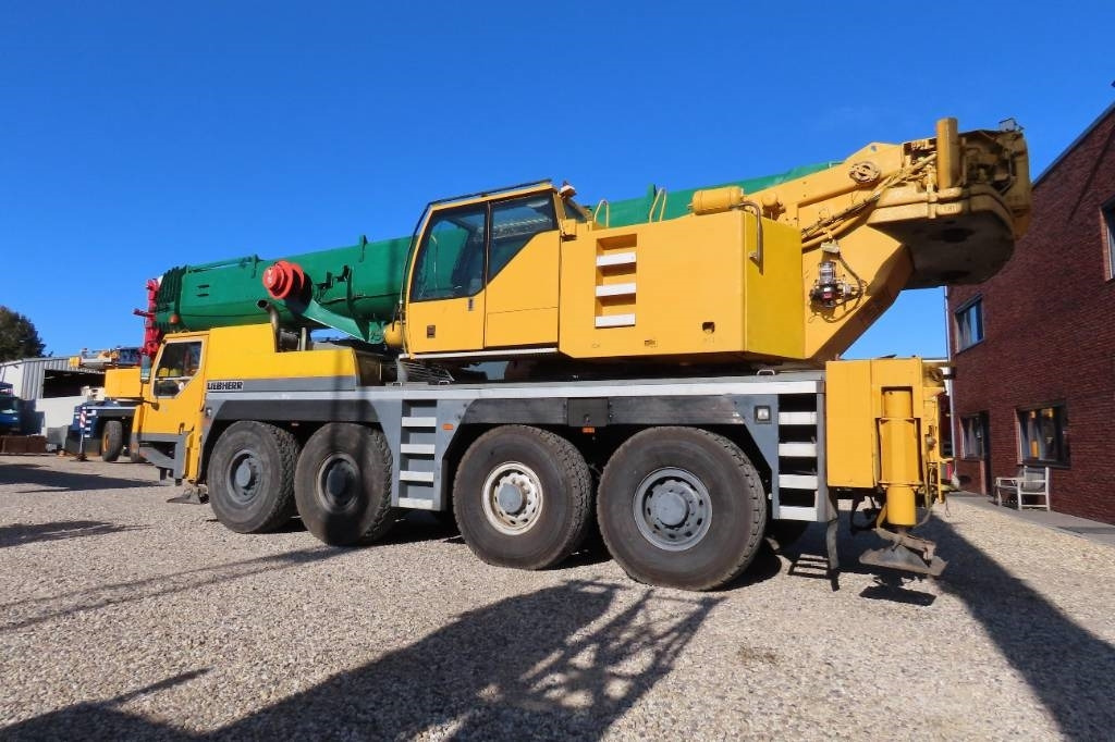 Liebherr LTM 1100-4.1 - All terrain crane: picture 4 Liebherr LTM 1100-4.1 - All terrain crane: picture 4