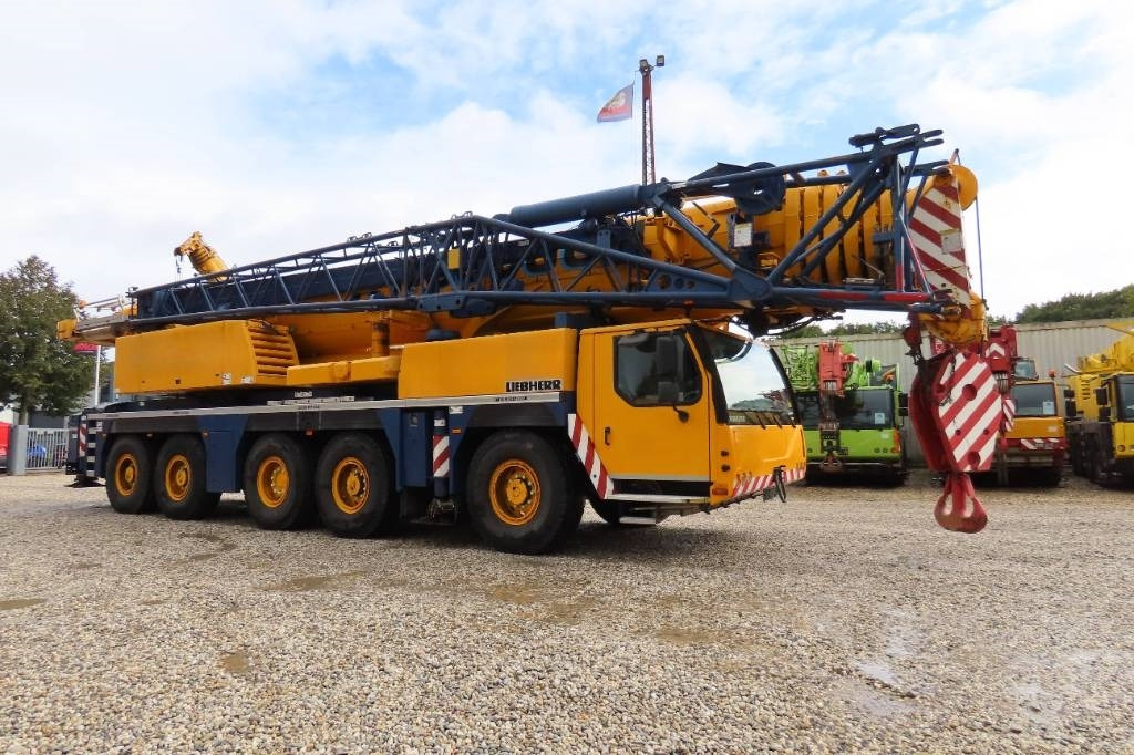 Liebherr LTM 1200-5.1 - All terrain crane: picture 2 Liebherr LTM 1200-5.1 - All terrain crane: picture 2