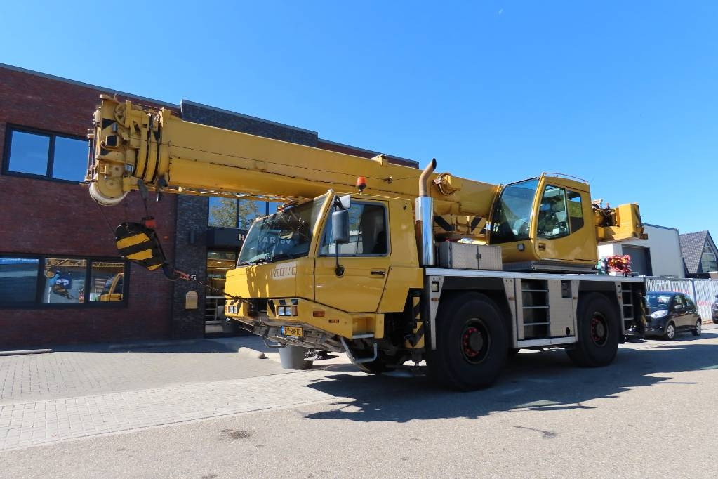 Tadano Faun ATF 40G-2  - All terrain crane: picture 1 Tadano Faun ATF 40G-2  - All terrain crane: picture 1