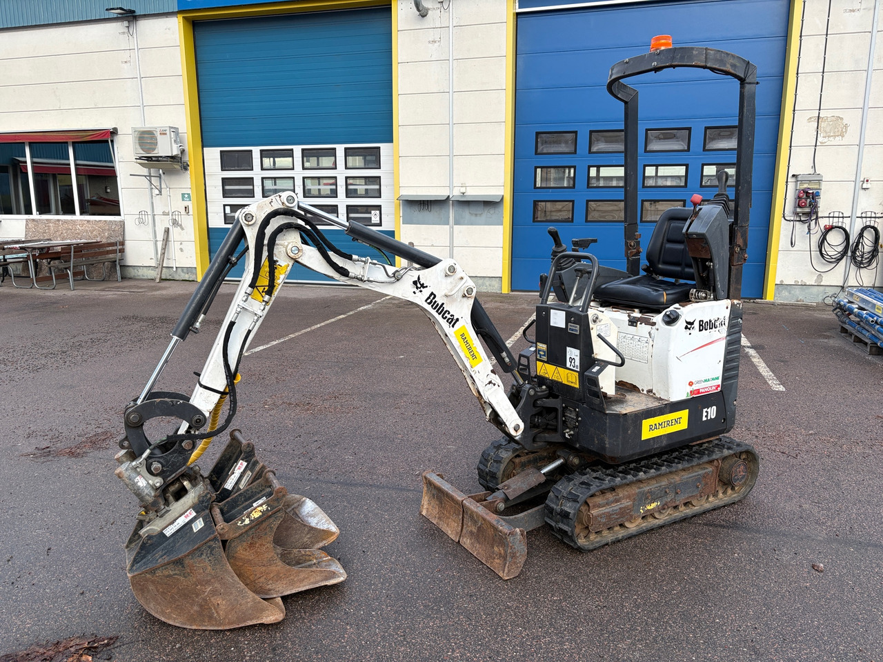 Bobcat E10 - Mini excavator: picture 1 Bobcat E10 - Mini excavator: picture 1