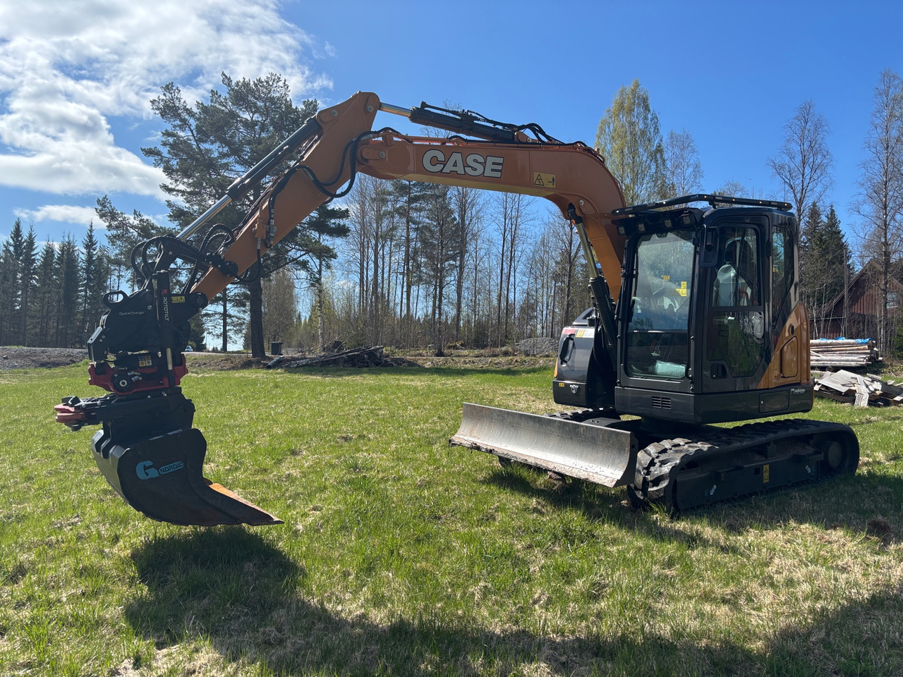 Case CX85D SR - Excavator: picture 1 Case CX85D SR - Excavator: picture 1