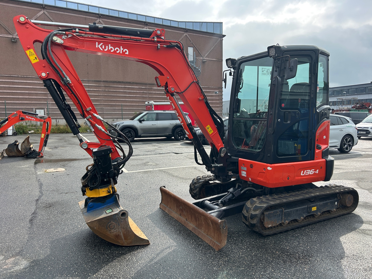 Kubota U36-4 - Excavator: picture 1 Kubota U36-4 - Excavator: picture 1