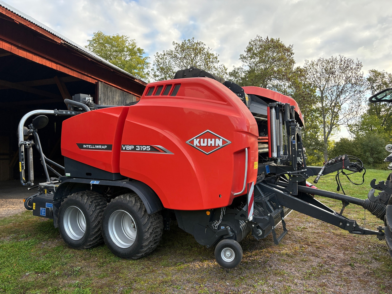 Kuhn VBP 3195 - Round baler: picture 1 Kuhn VBP 3195 - Round baler: picture 1