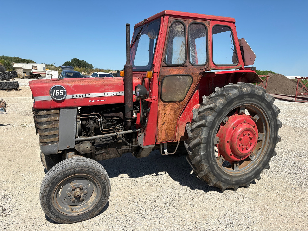 Massey Ferguson 165 - Farm tractor: picture 1 Massey Ferguson 165 - Farm tractor: picture 1