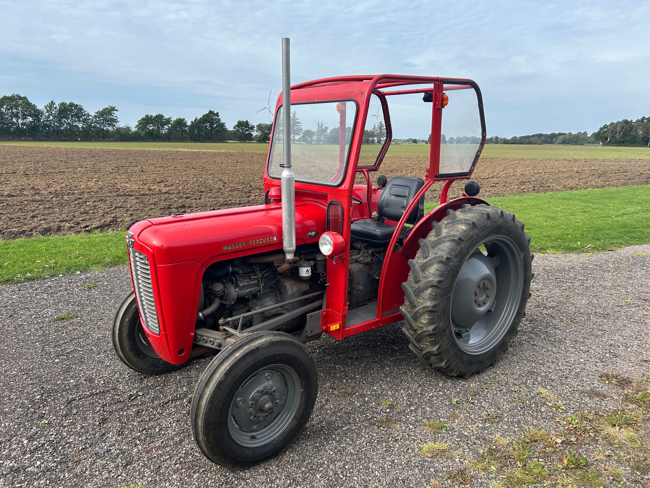 Massey Ferguson 35 - Farm tractor: picture 1 Massey Ferguson 35 - Farm tractor: picture 1