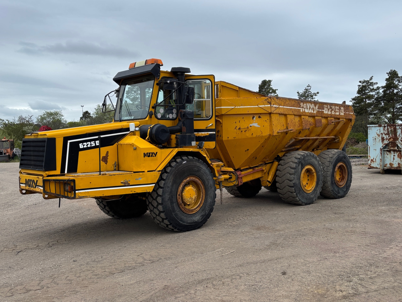 Moxy 6225B - Dumper: picture 1 Moxy 6225B - Dumper: picture 1