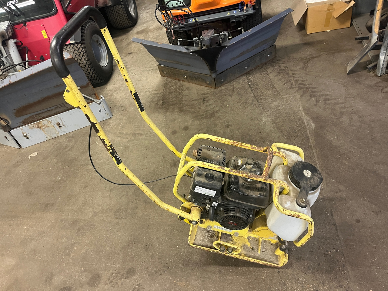 Vector 400 - Vibratory plate: picture 1 Vector 400 - Vibratory plate: picture 1