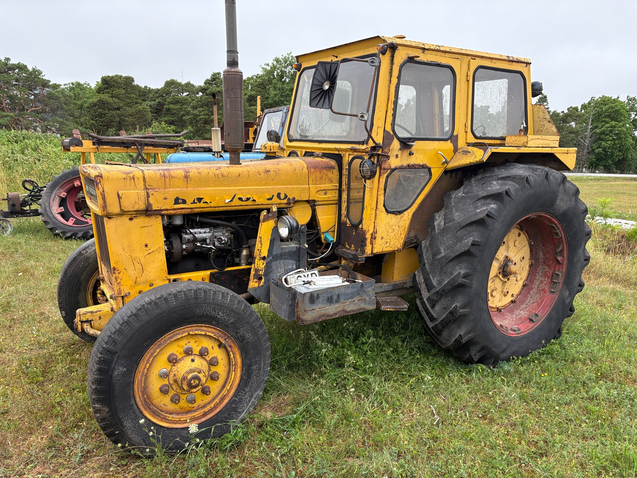Volvo BM T 800 - Farm tractor: picture 1 Volvo BM T 800 - Farm tractor: picture 1