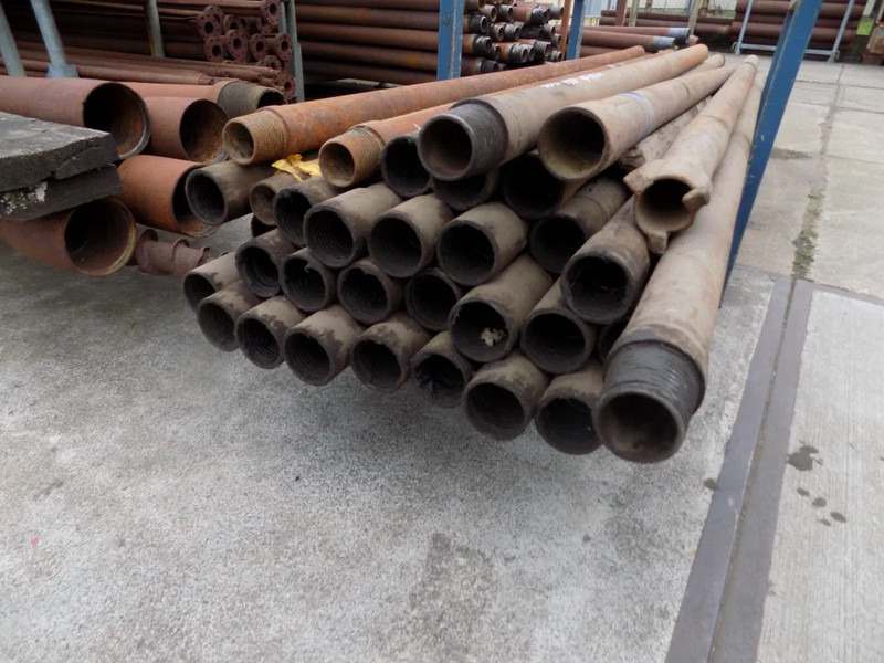 Diversen boorpijpen - Drilling rig: picture 1 Diversen boorpijpen - Drilling rig: picture 1