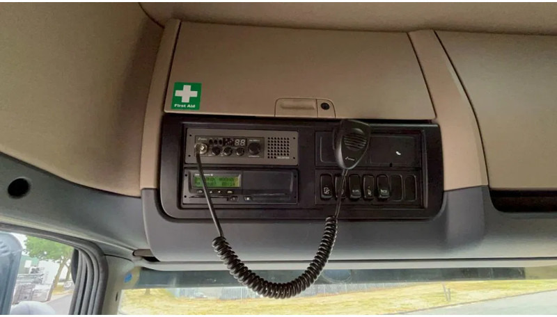 Scania R560 V8 Scania R560 V8 Manual 6x2 Boogie lift - Tractor unit: picture 2 Scania R560 V8 Scania R560 V8 Manual 6x2 Boogie lift - Tractor unit: picture 2