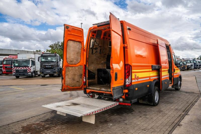 Iveco DAILY 70C170 +Dhollandia - Panel van: picture 5 Iveco DAILY 70C170 +Dhollandia - Panel van: picture 5