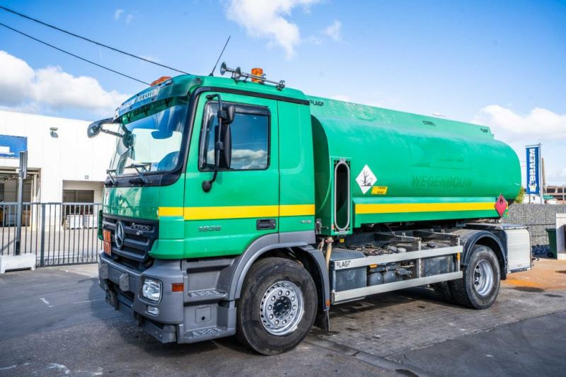 Mercedes ACTROS 1836 - LAG 13 600 LITER - Tank truck: picture 1 Mercedes ACTROS 1836 - LAG 13 600 LITER - Tank truck: picture 1