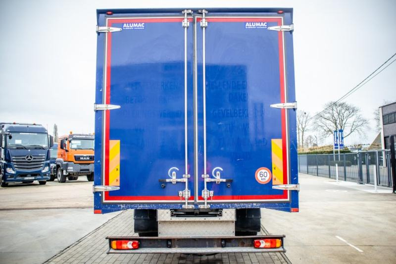 Box truck Renault D210-12T-E6 - 50000 KM: picture 7