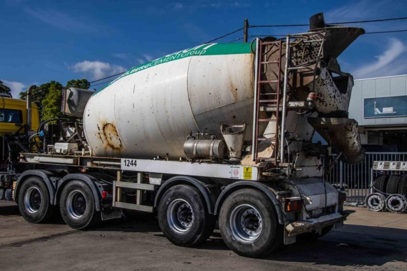 TURBO'S HOET BETON MIXER/MALAXEUR/MISCHER 10M3 +MOTOR/MOTEUR - Concrete mixer semi-trailer: picture 4 TURBO'S HOET BETON MIXER/MALAXEUR/MISCHER 10M3 +MOTOR/MOTEUR - Concrete mixer semi-trailer: picture 4
